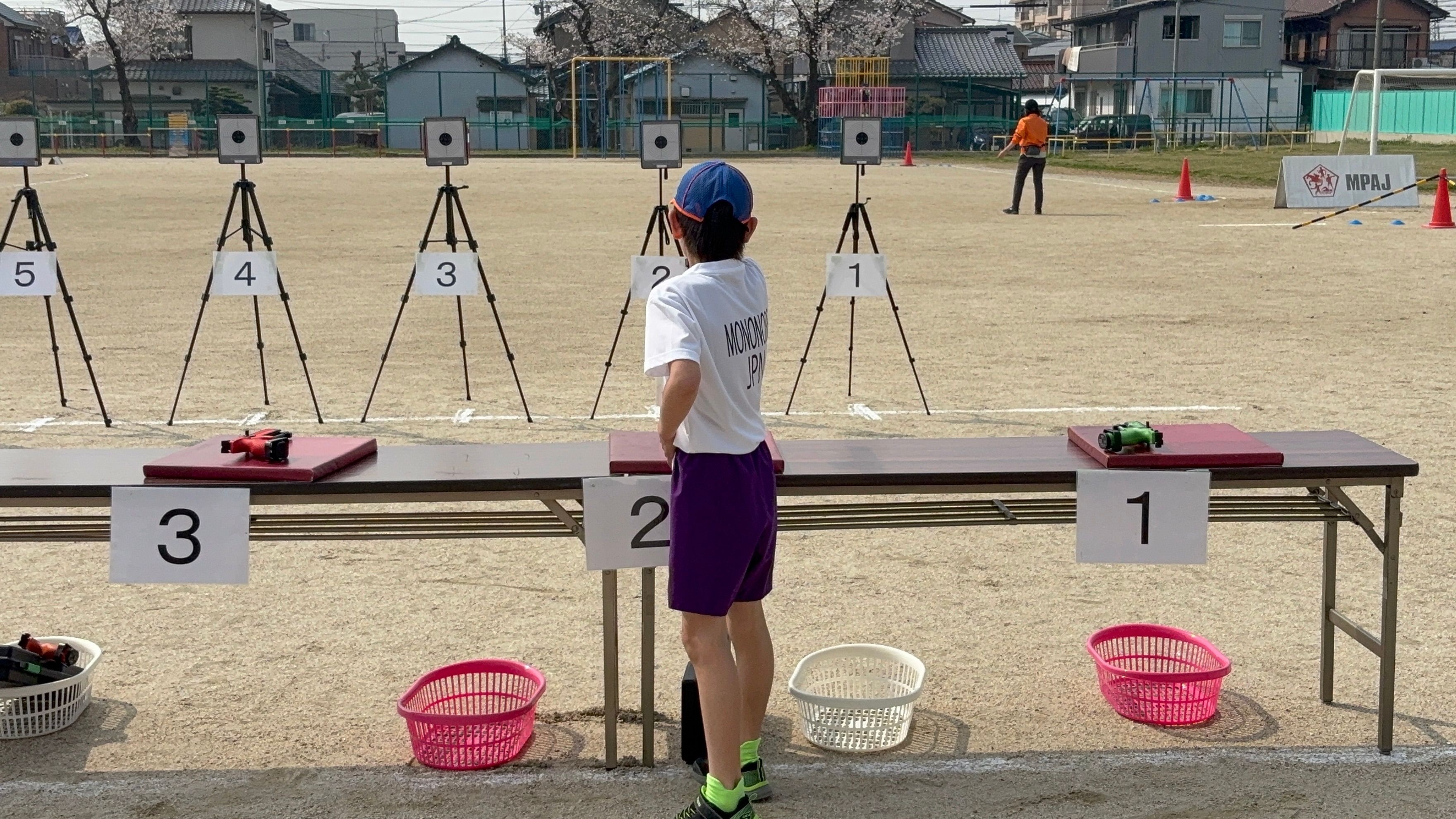 近代3種ブルジャンプカップ
優勝しました！
レーザーランの写真です。
(ラン300m射撃を2回繰り返す)